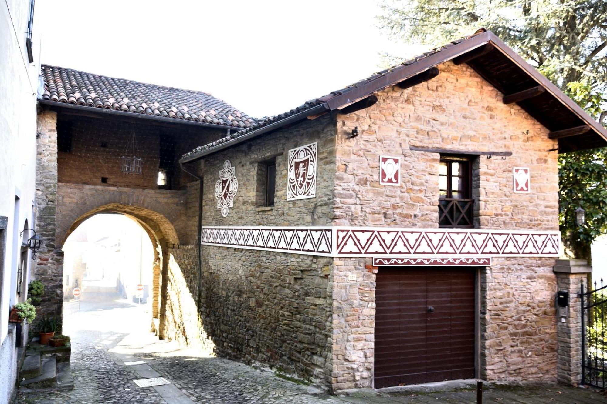 Il Borgo Del Castello Pensión Cremolino